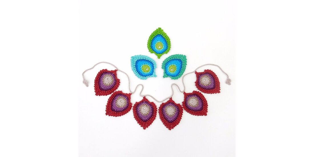 Pavo Peacock Feather